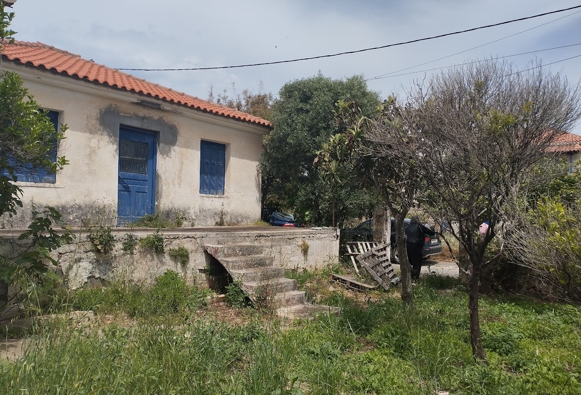 Πώληση παλαιάς μονοκατοικίας στη Μεθώνη Μεσσηνίας